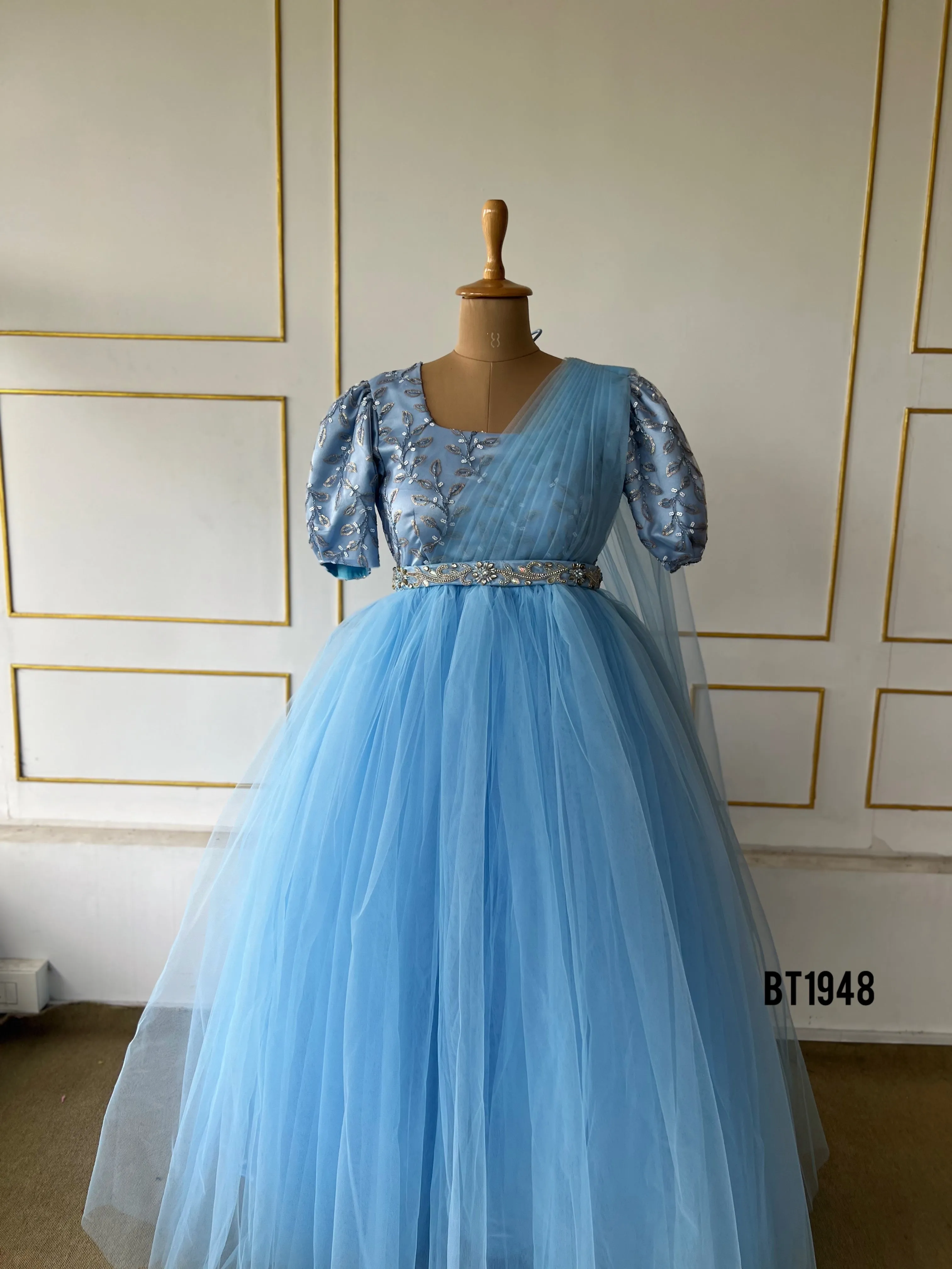 BT1948 Elegant Blue Mom and Baby Matching Dresses