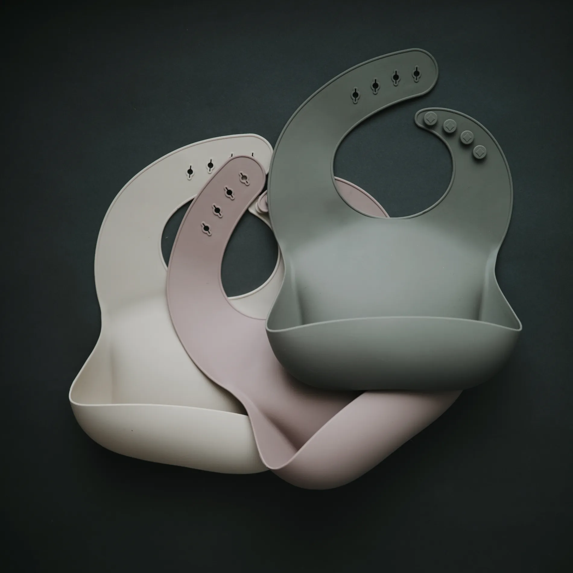Mushie Silicone Baby Bib