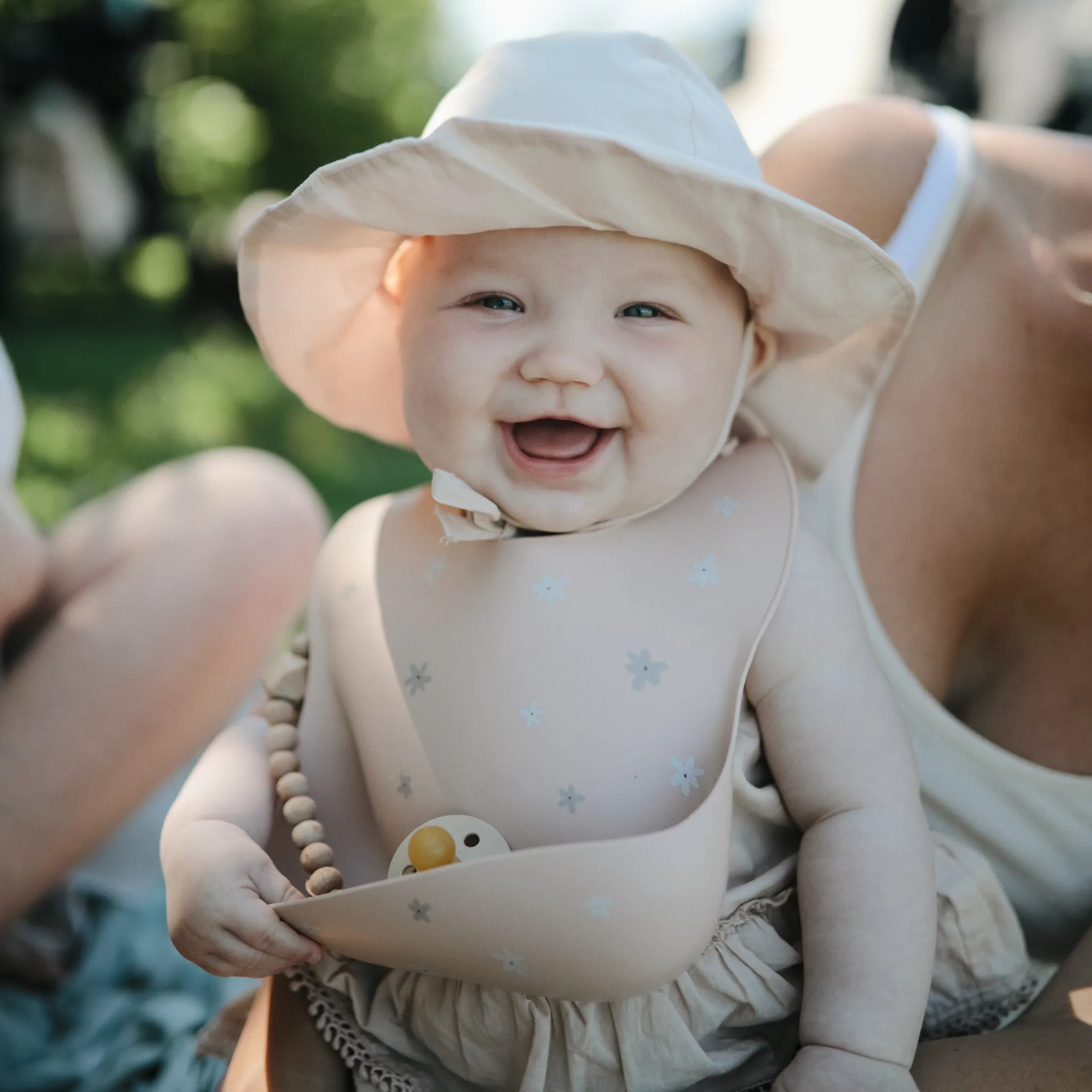 Mushie Silicone Baby Bib