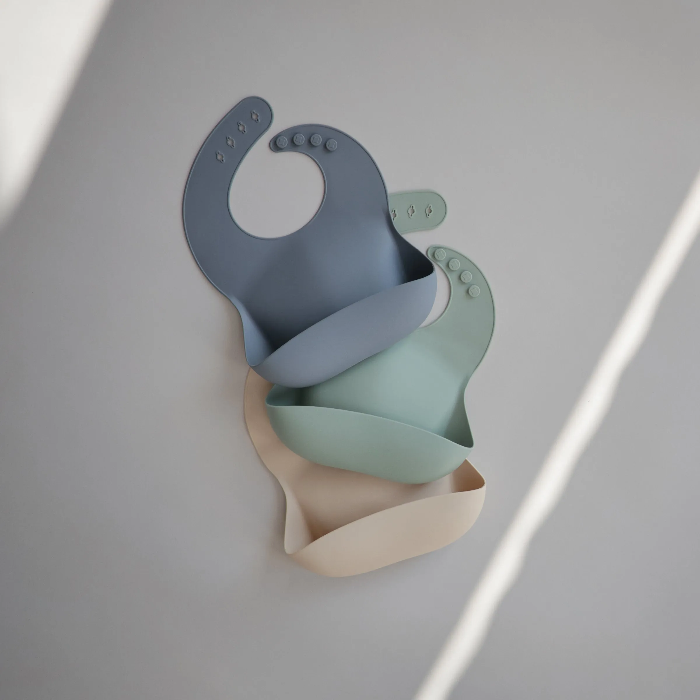 Mushie Silicone Baby Bib