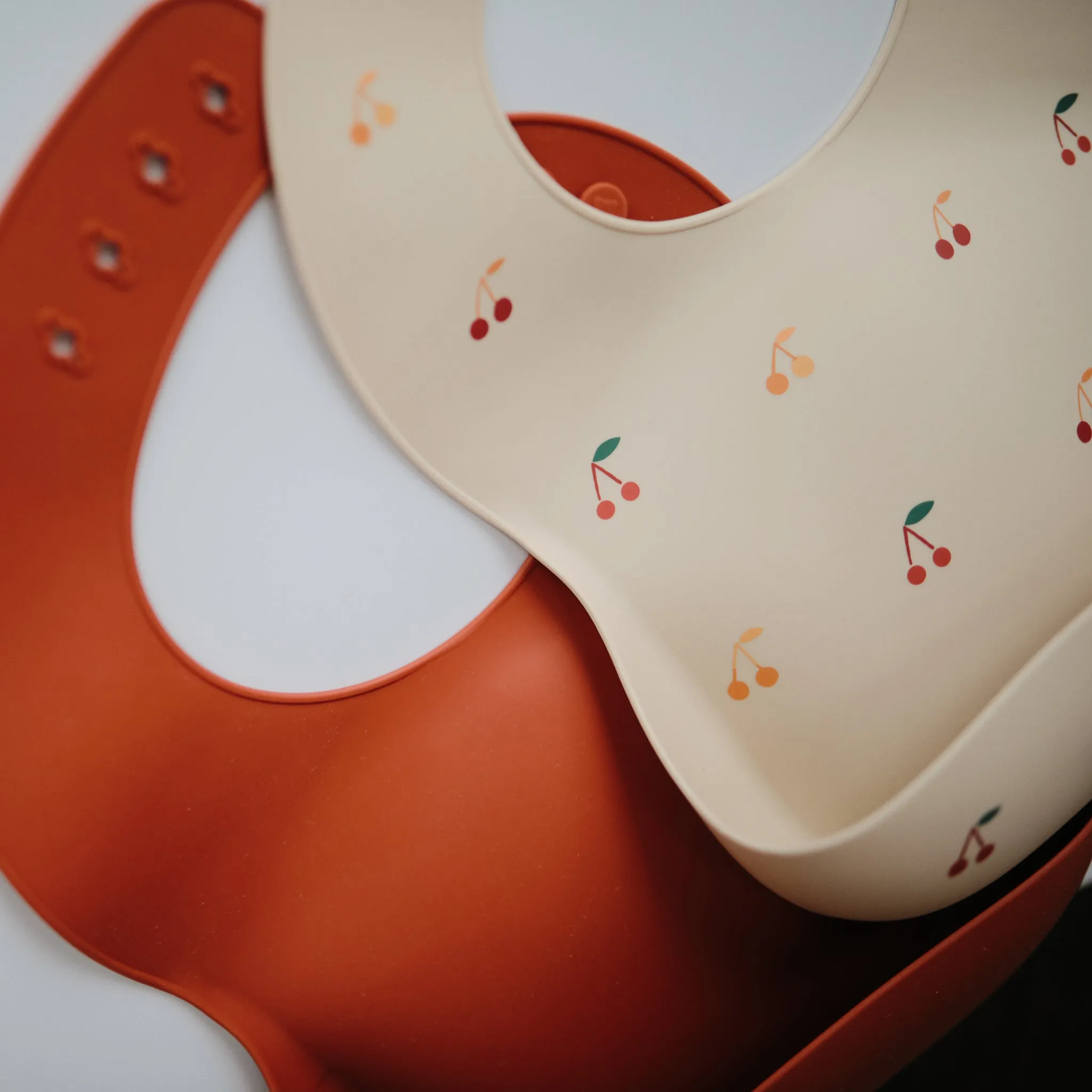 Mushie Silicone Baby Bib
